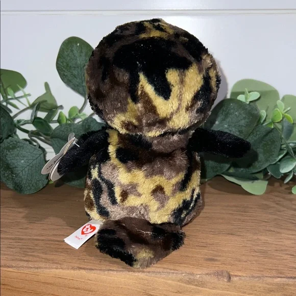 Ty Bennie Boos Plush Owl Toy - Owliver the Owl - White, Black, and Gold - Picture 3 of 9